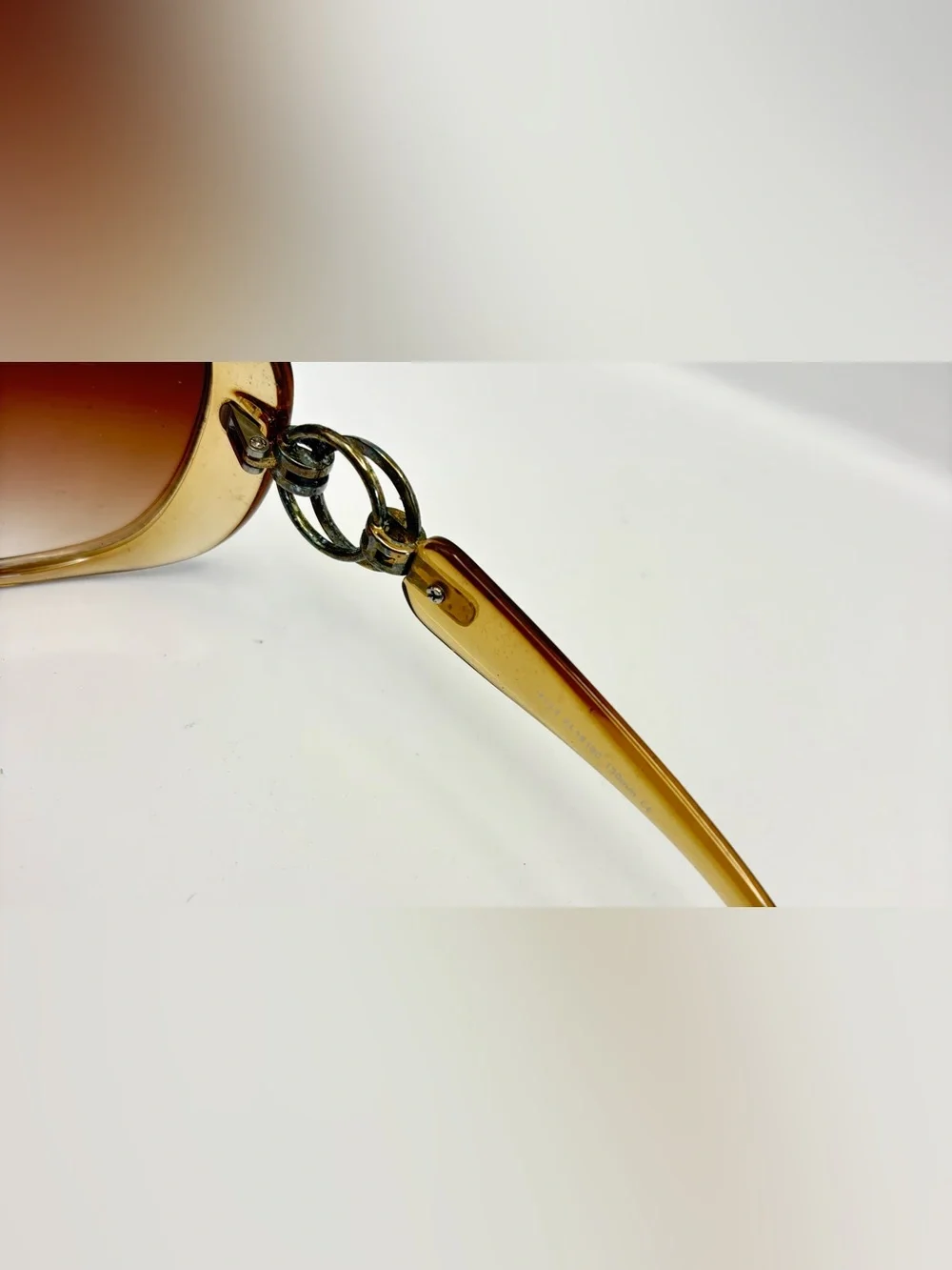 Elle width style